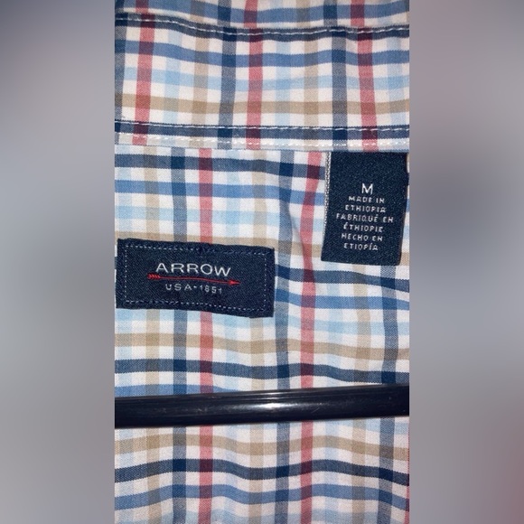 Men’s arrow button down - Picture 2 of 2